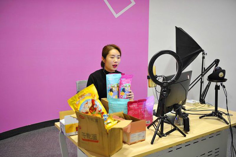 食品安全问题日益引起人们的关注,作为一家食品生产企业,在确保产品品质的同时还需要遵循哪些标准和流程?今天我们就来探讨一下。